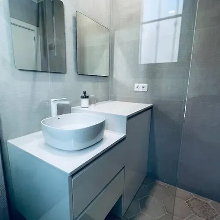 Lovely Casita Jade פלאיה בלנקה